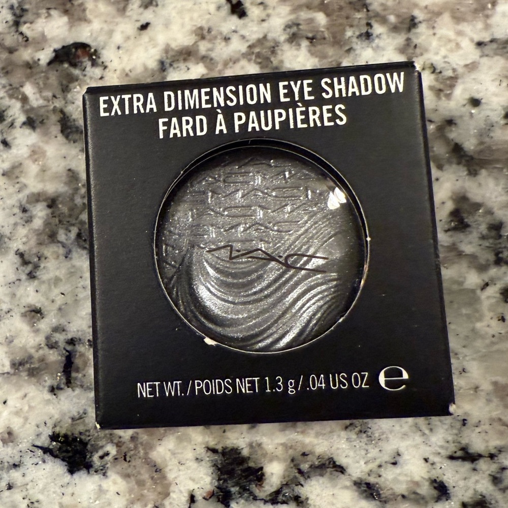 NWB MAC Evening Grey Extra Dimension Eye Shadow - Picture 3 of 6